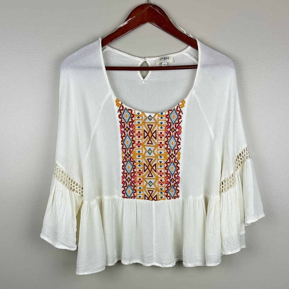 Umgee Women’s Size Small Off White Blouse with Colorful Embroidery Peplum flowy